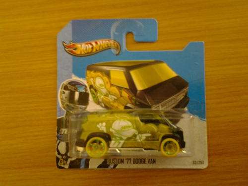 Hot wheels Custom 77 Dodge van Treasure hunt