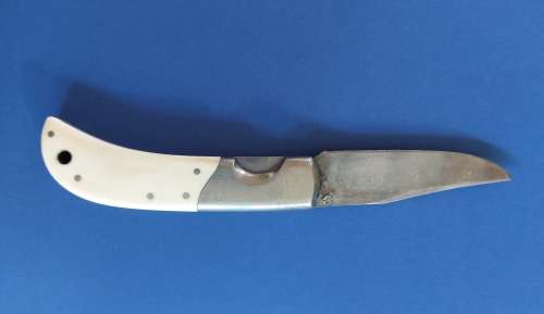 Vintage Pocket Knife ('Ivory-like'-handle)