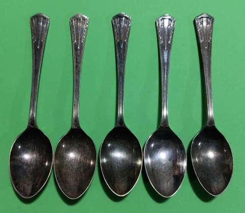 Set of 5 Vintage Collectors Spoons