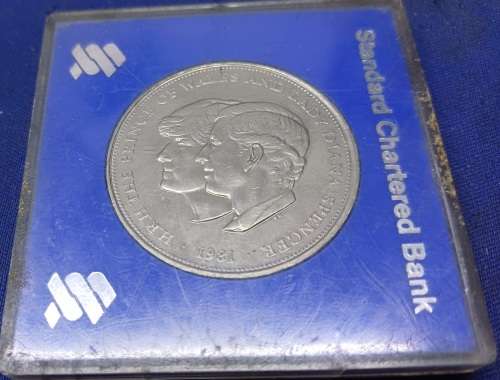 PRINCE CHARLS AND LADY DIANA WEDDING COIN 29 JULY 1981