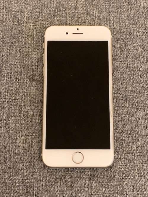 Rose Gold iPhone 6 (64GB for Sale)