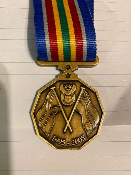 SAPS 10 Year Commemoration Medal