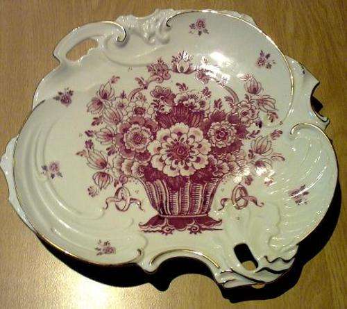 DELFT - SPECIAL LIMITED EDITION PLATE - GENUINE 22 CARAT GOLD!