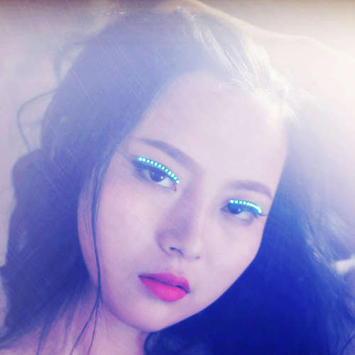 Interactive LED Eyelashes