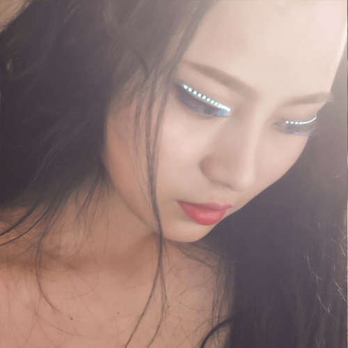 Interactive LED Eyelashes