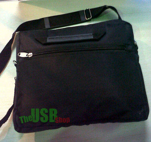 10.2" Tablet Bag With Shoulder Strap, Ideal for Ipads, Samsung 10.1", Netbooks, Hard Drives etc