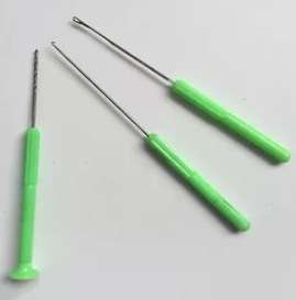 3 IN 1 FISHING BAIT NEEDLE (GREEN) COLOR/PLASTIC