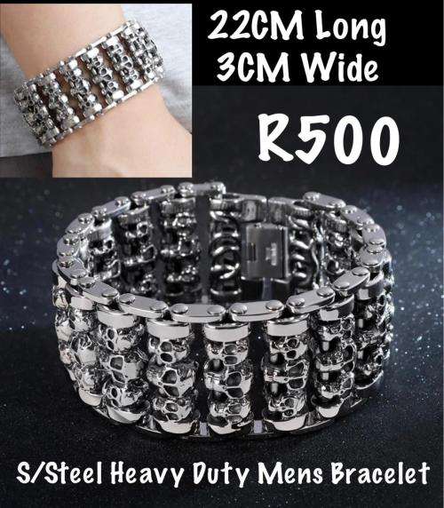 Stainless Steel Heavy skull men`s bracelet 30mm wide and 22cm long