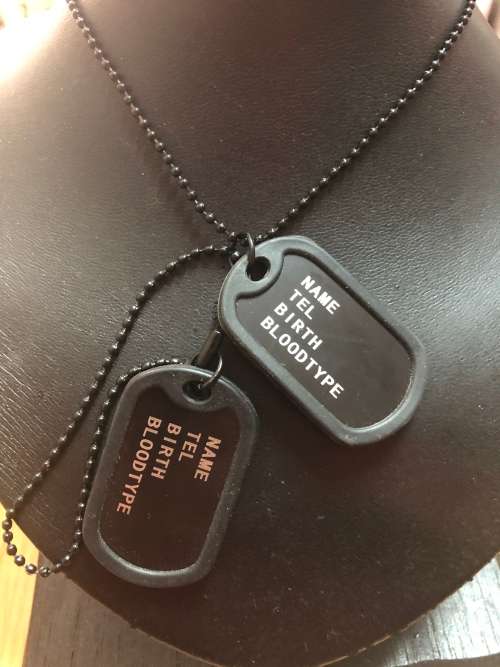 DTB01 - DOG TAGS / TWO TAGS, LONG AND SHORT BLACK NICKLE CHAIN