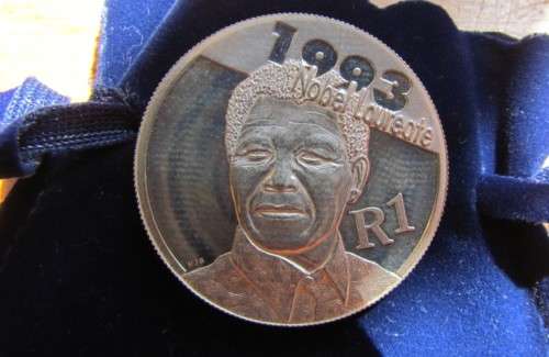 2007 Mandela Uncirculated Silver + certificate @@@ CRAZY R1 START