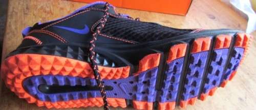 NIKE WILD TRAIL - SIZE 6 NEW IN BOX ***CRAZY R1 START***