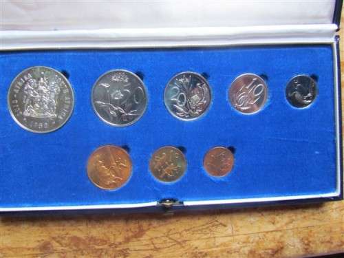 1980 PROOF SET - GETTING HARDER TO FIND **R1 START**