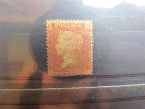 **R1 START** 35 X GB VICTORIA PENNY REDS ON CARDS - 1 BID FOR ALL