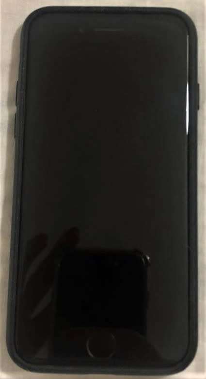 APPLE iPHONE 7 - 32GB - EXCELLENT CONDITION + BOX + CHARGER + COVER