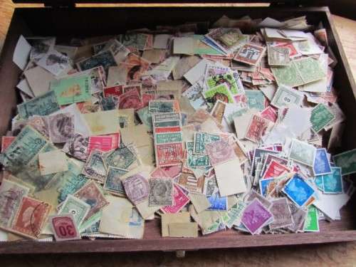LARGE WORLD LOT UNSORTED/UNCHECKED STAMPS IN WOOD BOX