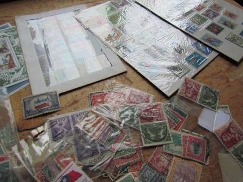 LARGE WORLD LOT UNSORTED/UNCHECKED STAMPS IN WOOD BOX