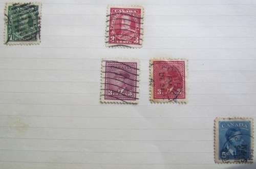 CANADA STAMPS ON 4 X PAGES - 1 BID FOR THE LOT
