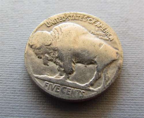USA 1920 BUFFALO 5 CENTS  - GREAT DATE - CV = $25.00 $$$ R1 START $$$