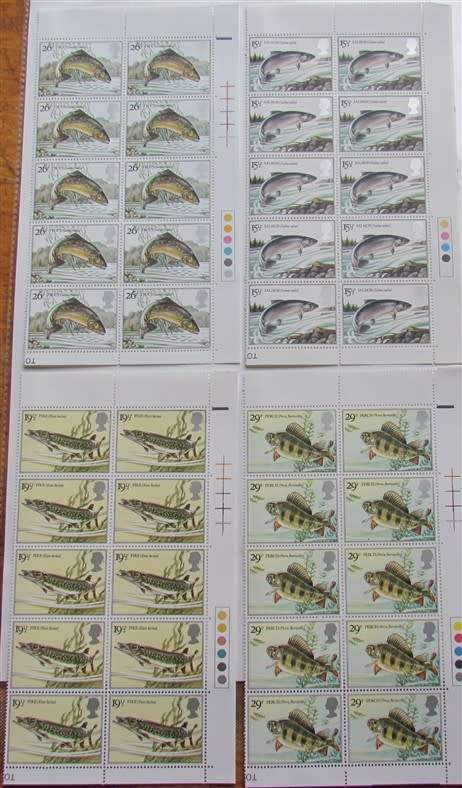 GB UMM SET IN 4 X BLOCKS OF 10 - FISH **R1 START 1 BID**