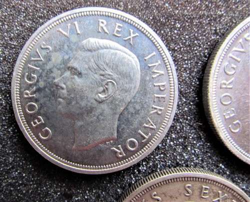 3 X 1947 & 1950 80% SILVER 5 Shillings**EXCELLENT CONDITION**R1 START*BID PER COIN