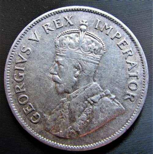 1935 2/6 HALFCROWN *LOW MINTAGE SCARCE* 80% SILVER * R1 START *