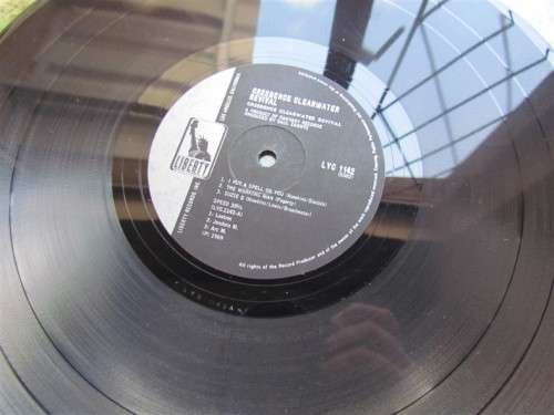 CREEDENCE CLEARWATER REVIVAL - VINTAGE  LP VINYL