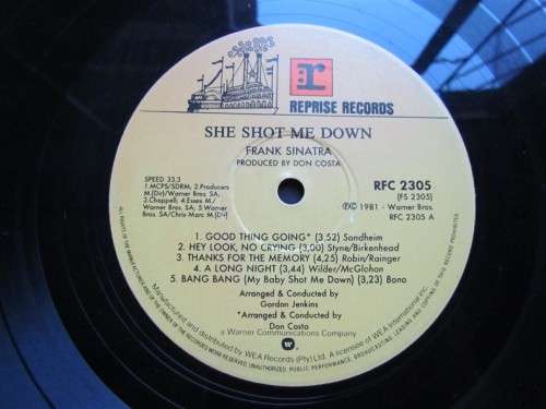 VINTAGE VINYL LP - FRANK SINATRA - SHE SHOT ME DOWN