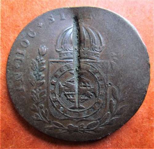 1827 - UNKNOWN COIN - LOOKS LIKE AXE / SWORD DAMAGE **R1 START**