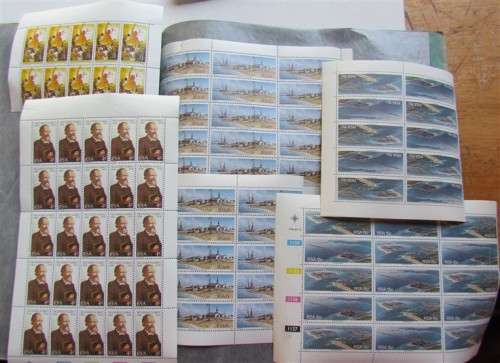 FULL SHEETS UMM + 5 X BLOCKS - 1 BID FOR ALL