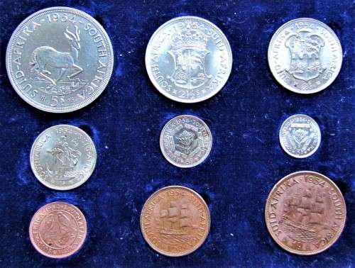 1954 UNCIRCULATED SET - COMPLETE SET WITH SCARCE CROWN