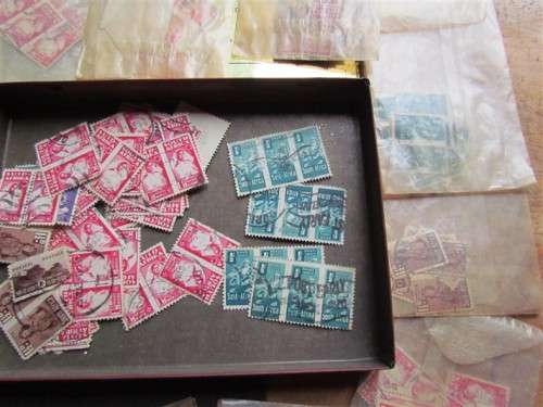 @@R1 START@@ WWII WAR EFFORT LOT - 1 BID FOR ALL