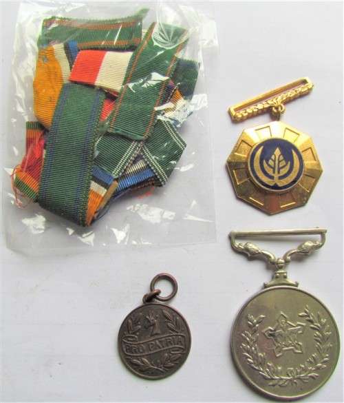 @@CRAZY R1 START@@ 3 X SA MEDALS + RIBBONS = PRO PATRIA RECRUITING