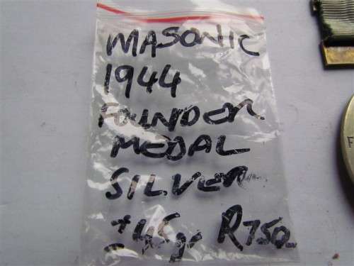 1944 MASONIC FOUNDERS MEDAL **45gr SILVER** Orphic Lodge - Enamel damaged