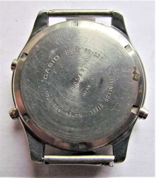 CASIO VINTAGE DIVERS MENS WATCH **DO NOT KNOW IF WORKING*SEE PICS