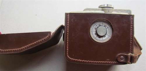 CIMA D8 8mm Camera 1950`s + Leather Cover - Made in Germany - Can not say if working