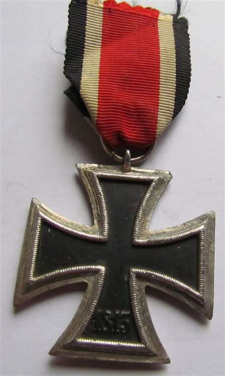 Germany 1939 WWII Iron Cross Medal  - Probable/Possible Forgery ??? Please check - I do not know