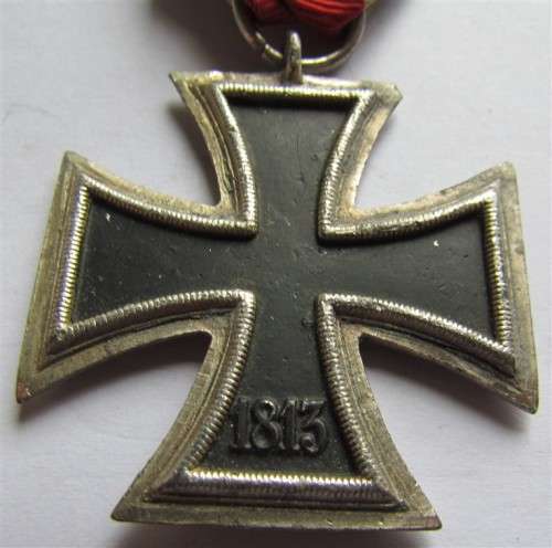 Germany 1939 WWII Iron Cross Medal  - Probable/Possible Forgery ??? Please check - I do not know