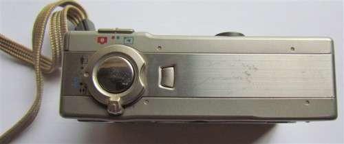 CANON METASL DIGITAL IXUS - UNTESTED - NO BATTERY