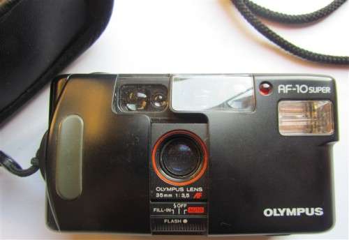 OLYMPUS AF10 SUPER FILM CAMERA - UNTESTED - DO NOT KNOW IF WORKING - SOLD AS IS