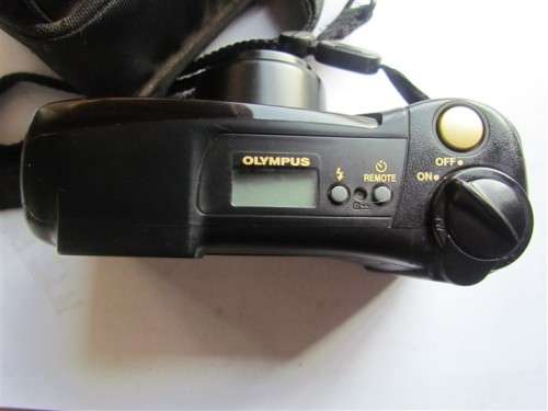 OLYMPUS SUPERZOOM 800 FILM CAMERA - UNTESTED - DO NOT KNOW IF WORKING - SOLD AS IS