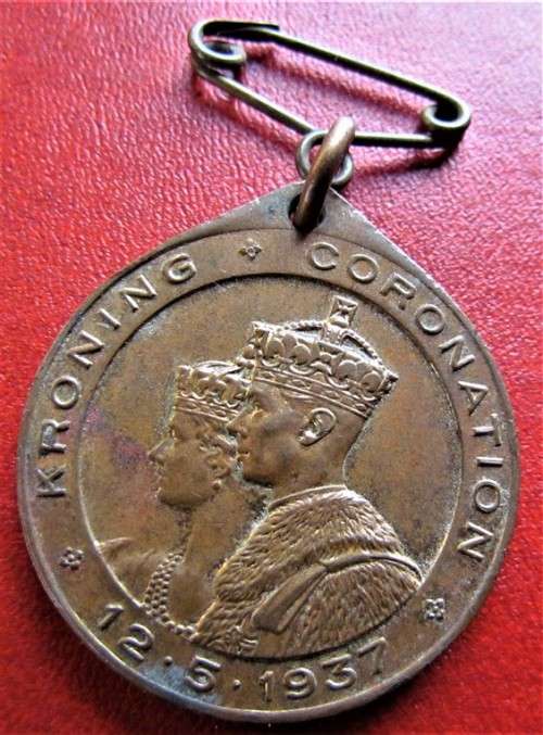1937 UNION OF SA LIONS - CORONATION MEDAL