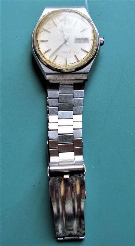 MENS CITIZEN WATCH - SOLD AS PARTS - NOT WORKING