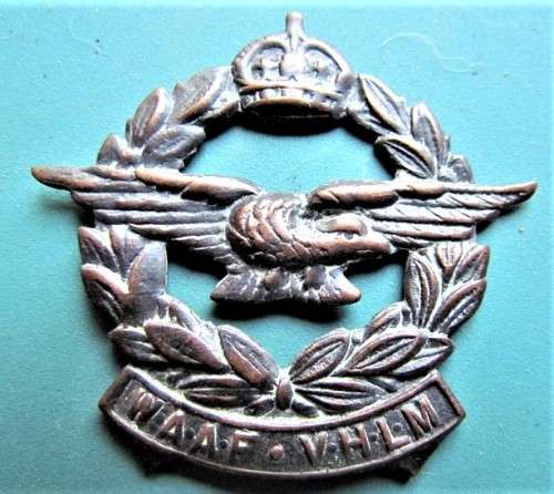SA Women`s WWII Airforce (W.A.A.F) Cap Badge - No Lugs