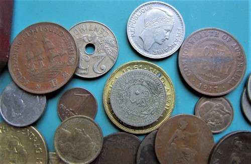 Assorted World Coins in a Tin - Check as some good coins in this Lot