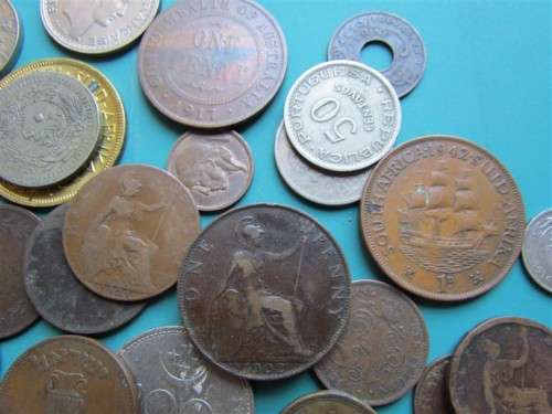 Assorted World Coins in a Tin - Check as some good coins in this Lot