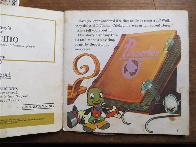 Walt Disney Pinocchio Reader + Vinyl 7`Record