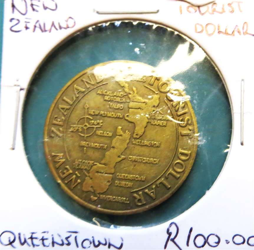 New Zealand Queenstown Tourist Dollar