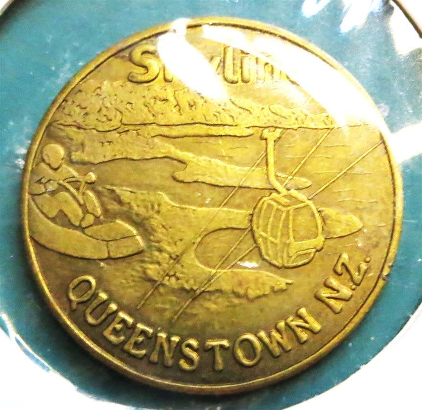 New Zealand Queenstown Tourist Dollar