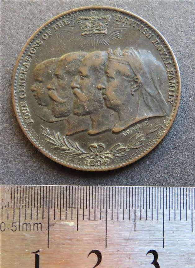 1896 Remington Typewriters 4 Generations of Royal Family Medallion