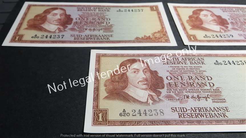 3 x TW de Jongh Consecutive No`s R1 Notes 3rd Issue - 1 Bid